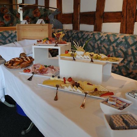 Landgasthof Hirschen Hotel Amriswil Bagian luar foto