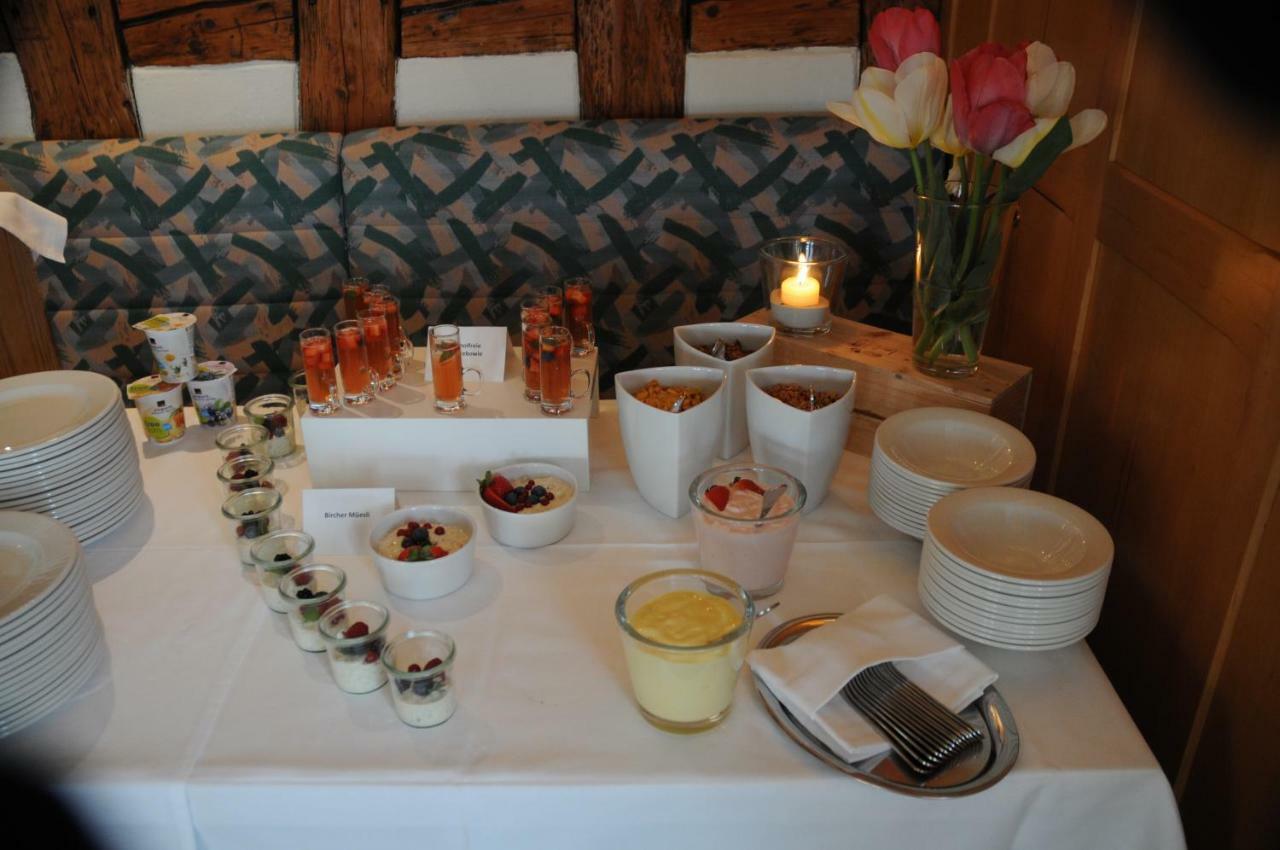 Landgasthof Hirschen Hotel Amriswil Bagian luar foto